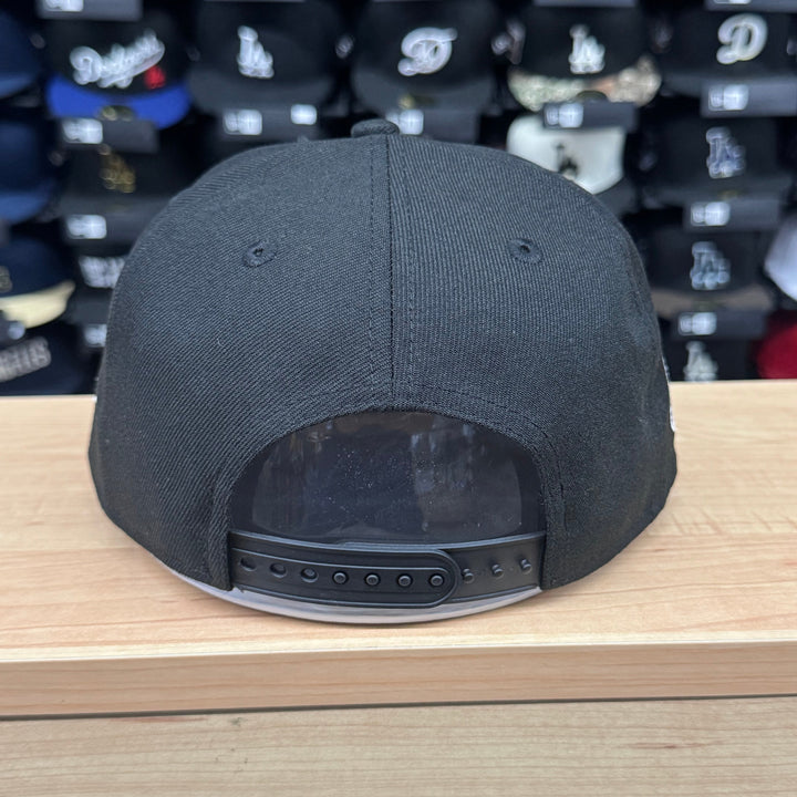 Los Angeles Lakers Snapback 9Forty New Era A-Frame 17X Champs Black Hat Cap - THE 4TH QUARTER