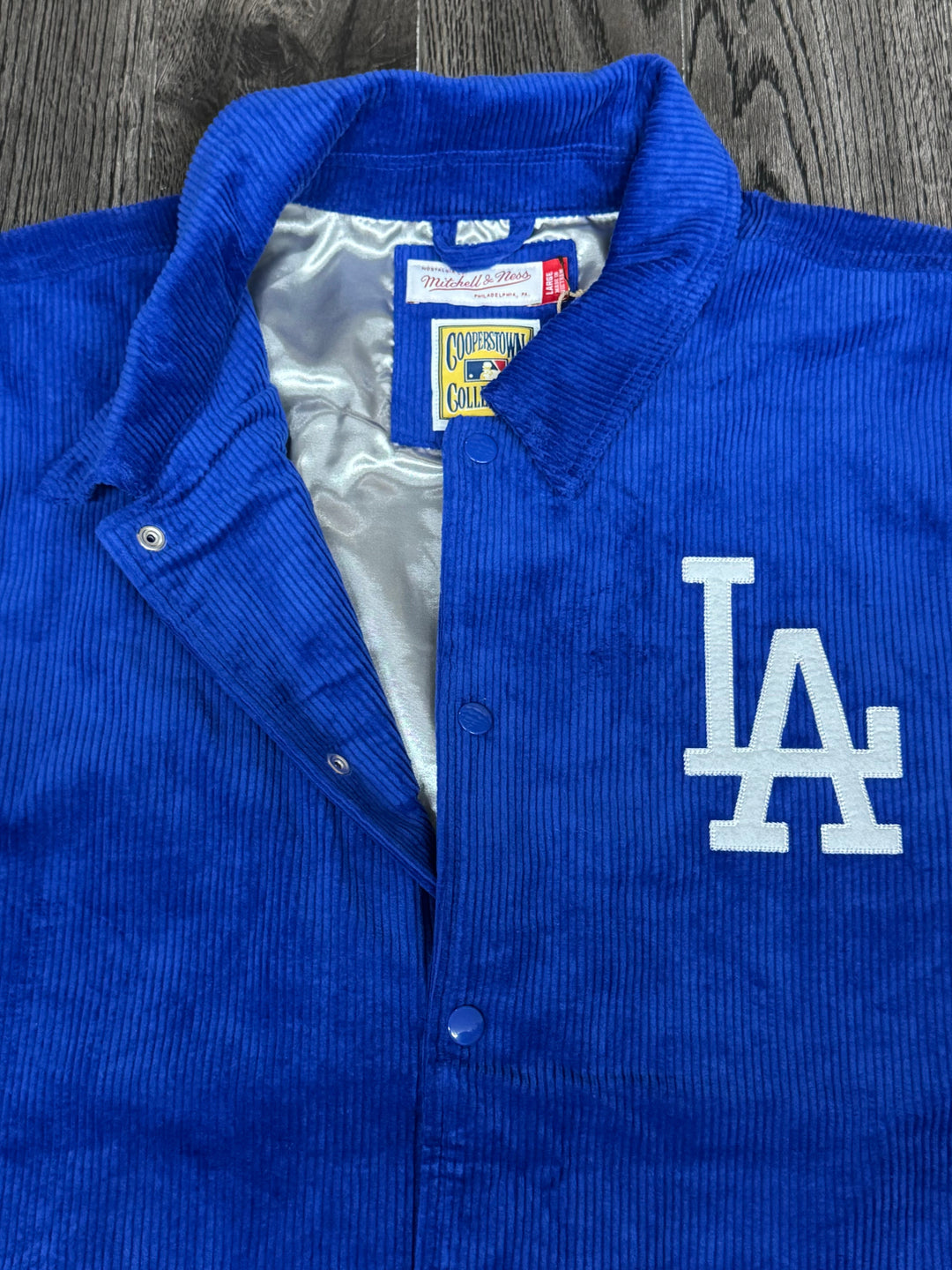 Los Angeles Dodgers Mens Jacket Mitchell &amp; Ness Off the Bus Corduroy Coaches Full-Snap - THE 4TH QUARTER