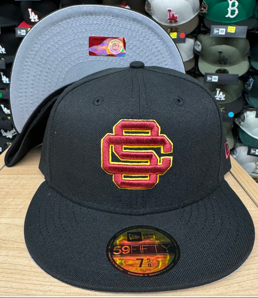USC Trojans Baseball Logo Fitted New Era 59Fifty Black Cap Hat Grey UV - THE 4TH QUARTER