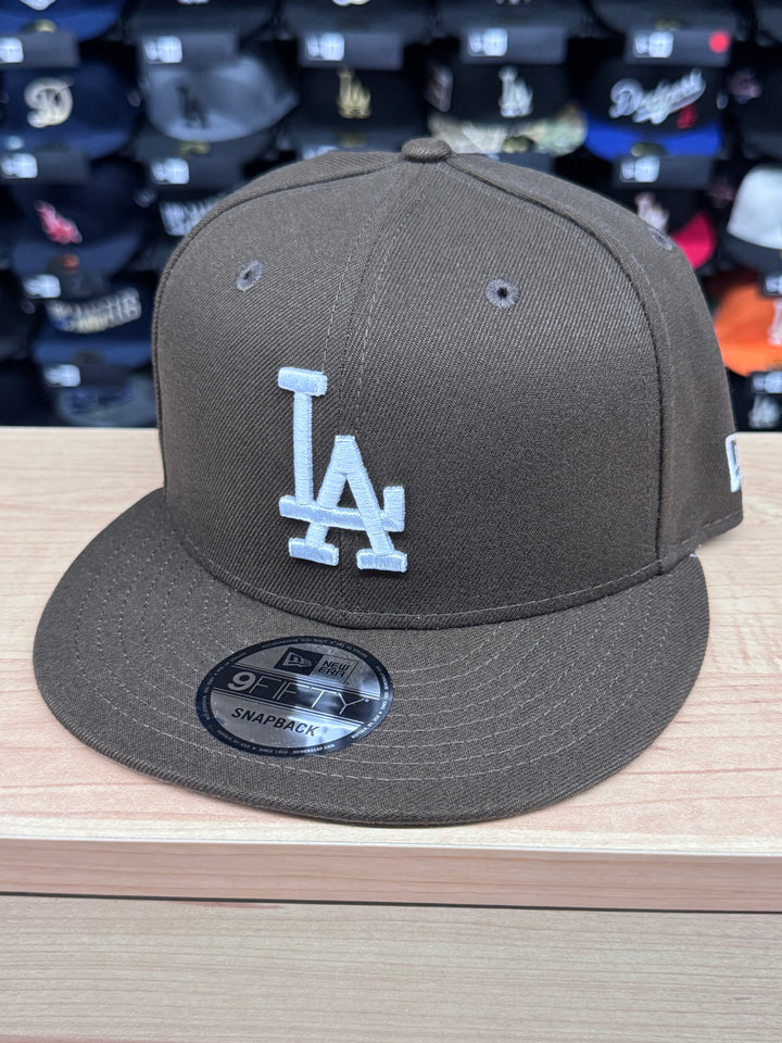 Los Angeles Dodgers Snapback New Era 9Fifty Basic Brown Cap Hat
