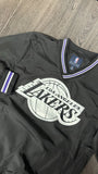 Los Angeles Lakers Mens Jacket G-III White Logo Pullover Windbreaker V-Neck Jacket Black