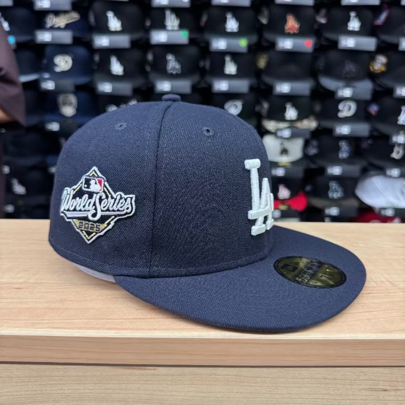 Los Angeles Dodgers New Era 2025 World Series Side Patch 59FIFTY Fitted Hat - Navy - THE 4TH QUARTER