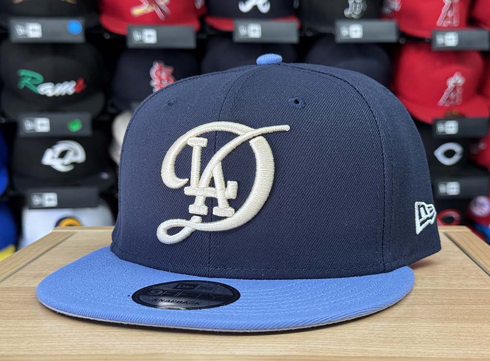 Los Angeles Dodgers Snapback New Era 9Fifty City Connect Cap Hat Light Navy Light Blue - THE 4TH QUARTER