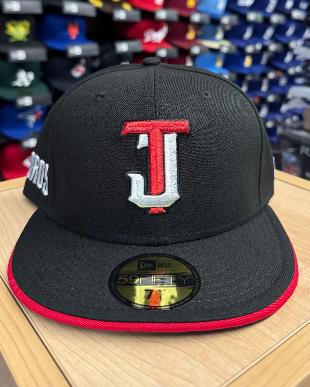 Toros de Tijuana Fitted New Era 59Fifty LMB 2026 Alternate Black Hat Cap - THE 4TH QUARTER