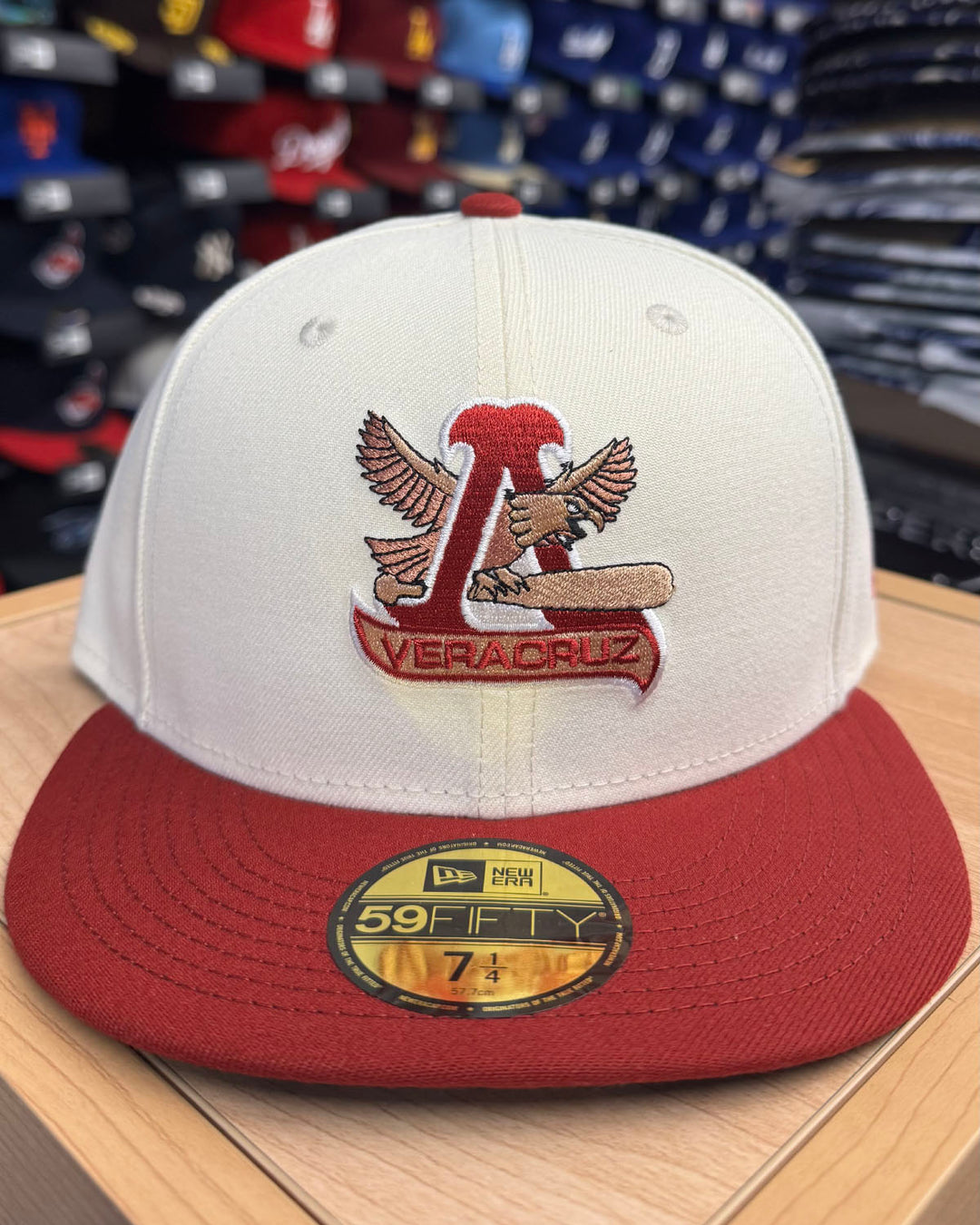 Aguilas de Veracrus Fitted New Era 59Fifty LMB 2026 Home Chrome Hat Cap - THE 4TH QUARTER