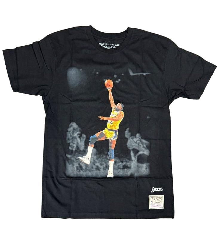 Los Angeles Lakers Mens T-Shirt Mitchell & Ness Magic Johnson Moments Tee Black - THE 4TH QUARTER