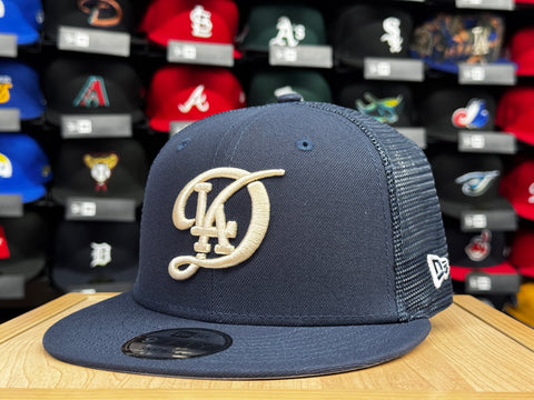 Los Angeles Dodgers Snapback New Era 9Fifty City Connect Mesh Trucker Cap Hat - THE 4TH QUARTER