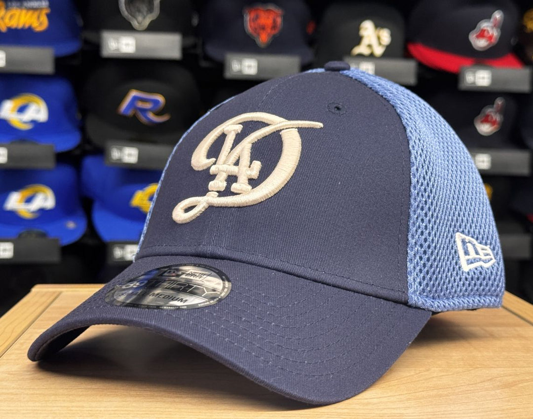 Los Angeles Dodgers Flex Fit New Era 39Thirty Neo City Connect Sky Navy Cap Hat