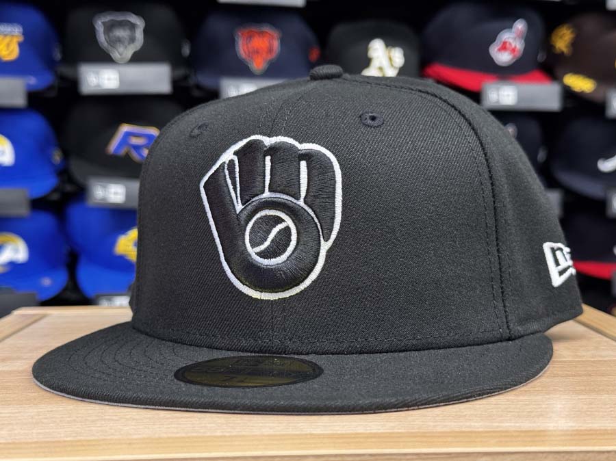 Milwaukee Brewers Fitted New Era 59Fifty White Outline Black Hat Cap Grey UV