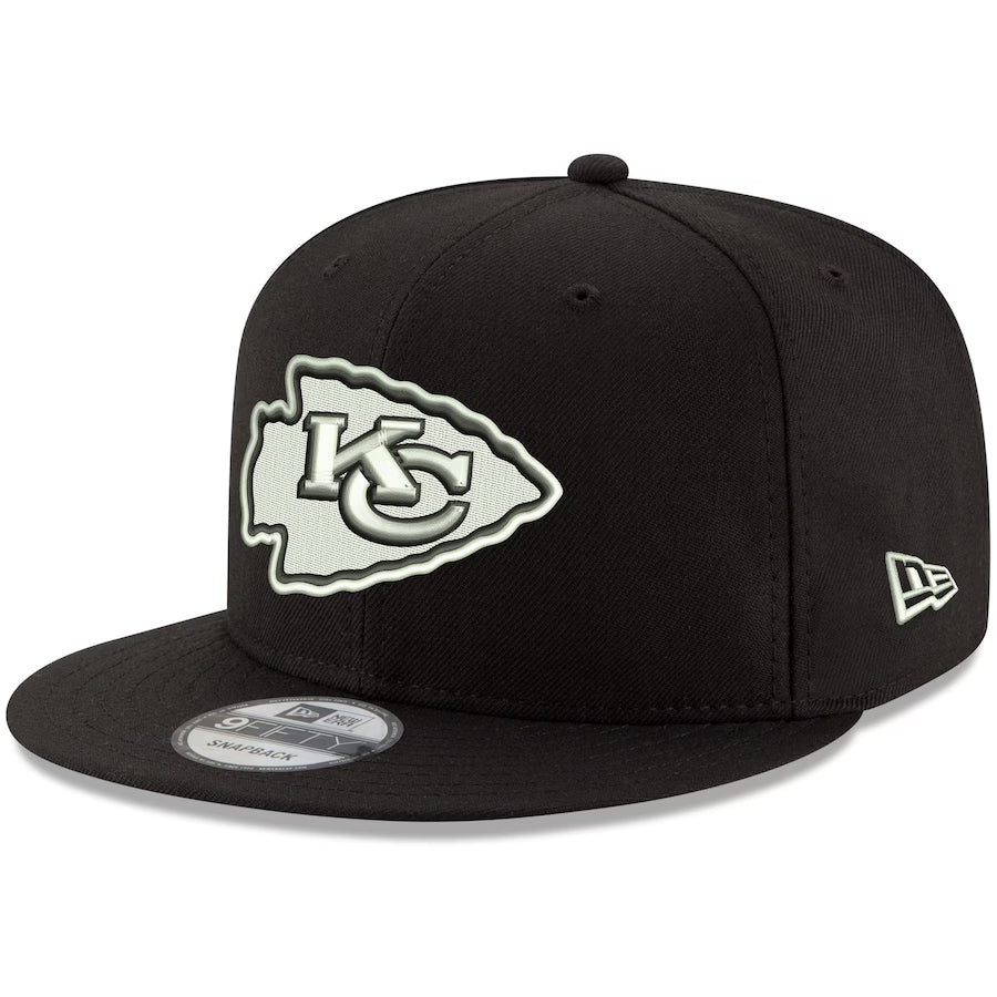 Kansas City Chiefs New Era 9Fifty Black White Snapback Cap Hat - THE 4TH QUARTER