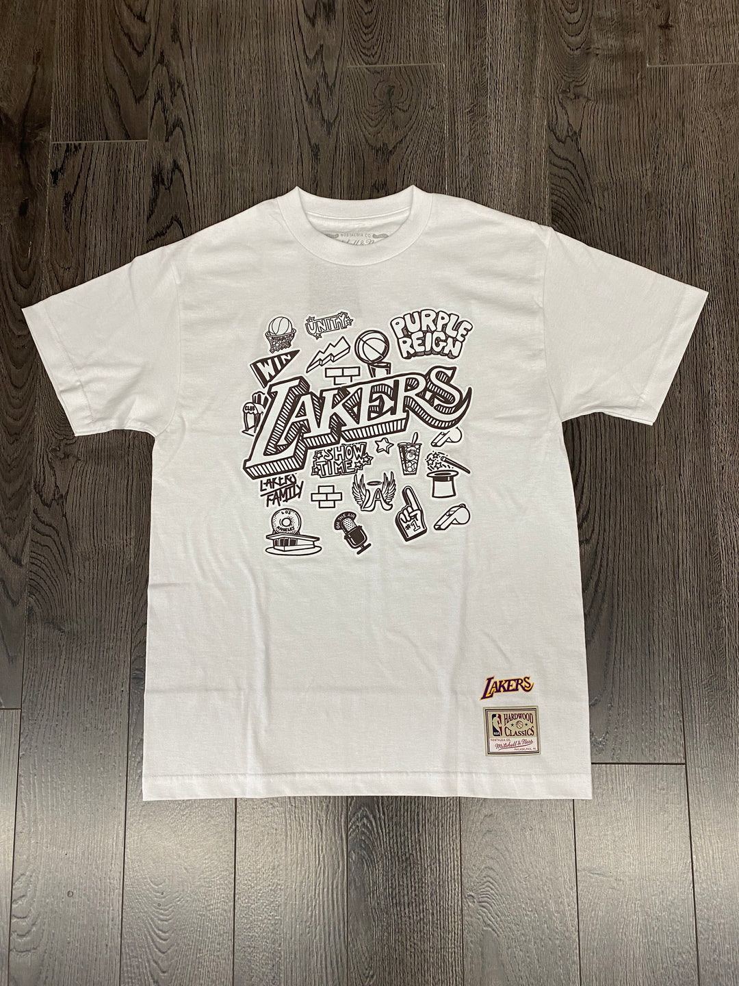 Los Angeles Lakers Mens T-Shirt Mitchell & Ness White Logo Ss Tee - THE 4TH QUARTER