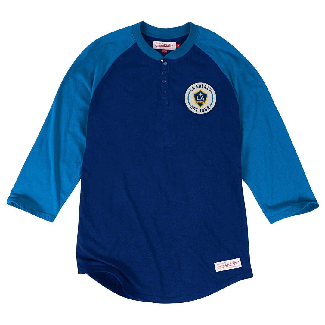 Los Angeles Galaxy Mens Mitchell & Ness Unbeaten Henley Blue Navy - THE 4TH QUARTER