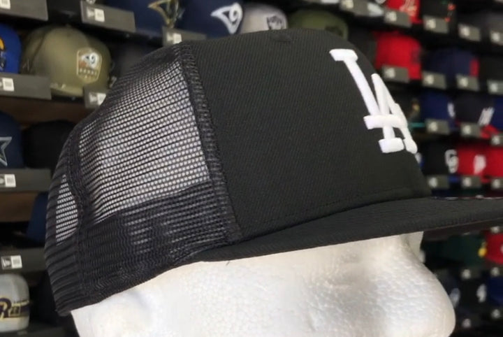 Los Angeles Dodgers Trucker Snapback New Era Mesh 9Fifty Black Cap Hat