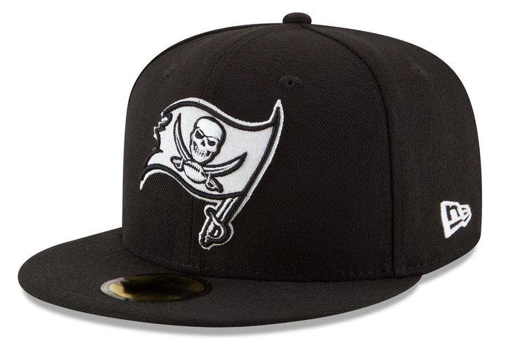 Tampa Bay Buccaneers Snapback New Era 9FIFTY Black White Hat Cap - THE 4TH QUARTER
